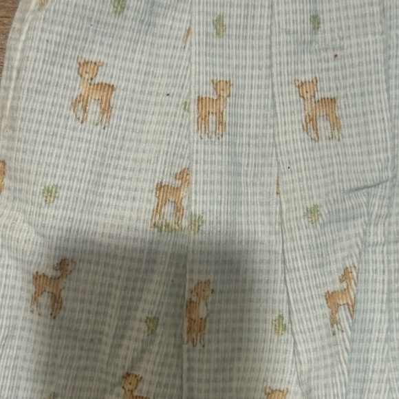 Like New House of Hatten Boys One Piece Smocked Outfit Size 6 Months - Picture 2 of 6